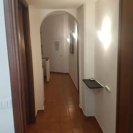La Casa Di Tina * Genua