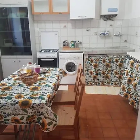 La Casa Di Tina Genua