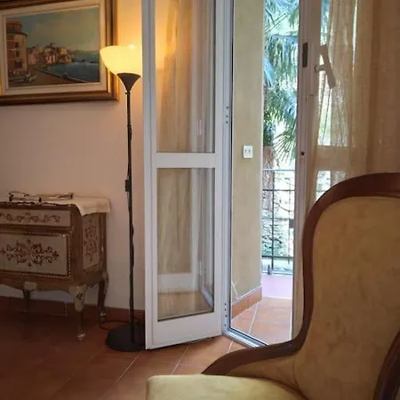 La Casa Di Tina Apartment