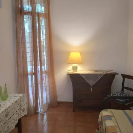 Apartment La Casa Di Tina Genua